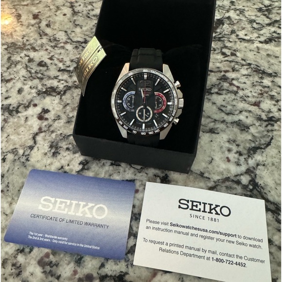 Seiko SSB347 Chronograph 10 Bar= 100 Meters Water Resistant. NWT - Picture 3 of 8